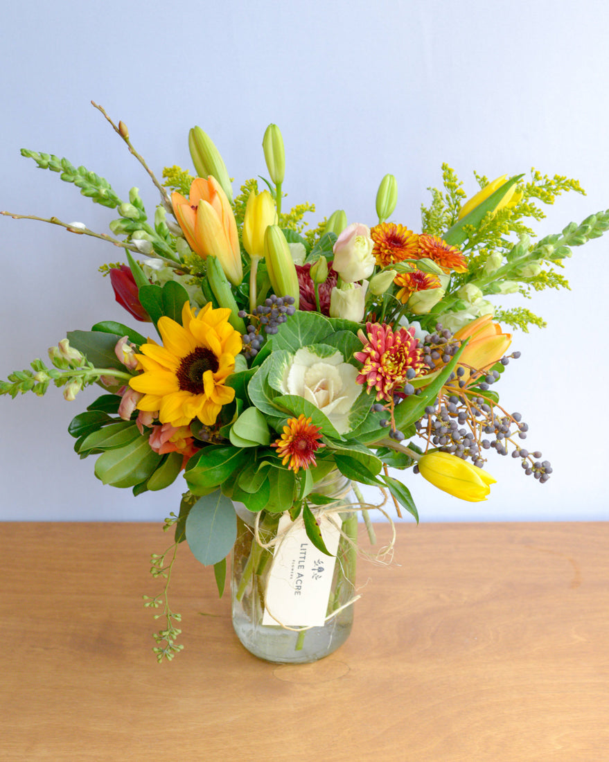 Thanksgiving - Medium Vase Arrangement