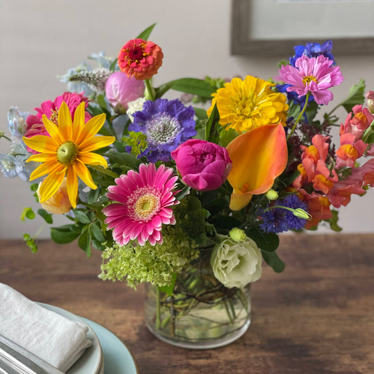 6-month Prepaid Subscription Vase